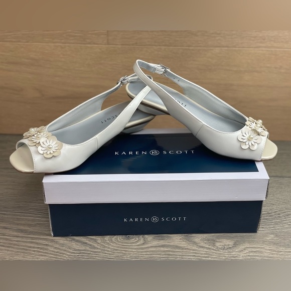 KAREN SCOTT Irmaa Slingback Peep-Toe Pumps size 8 NIB! - Picture 1 of 17